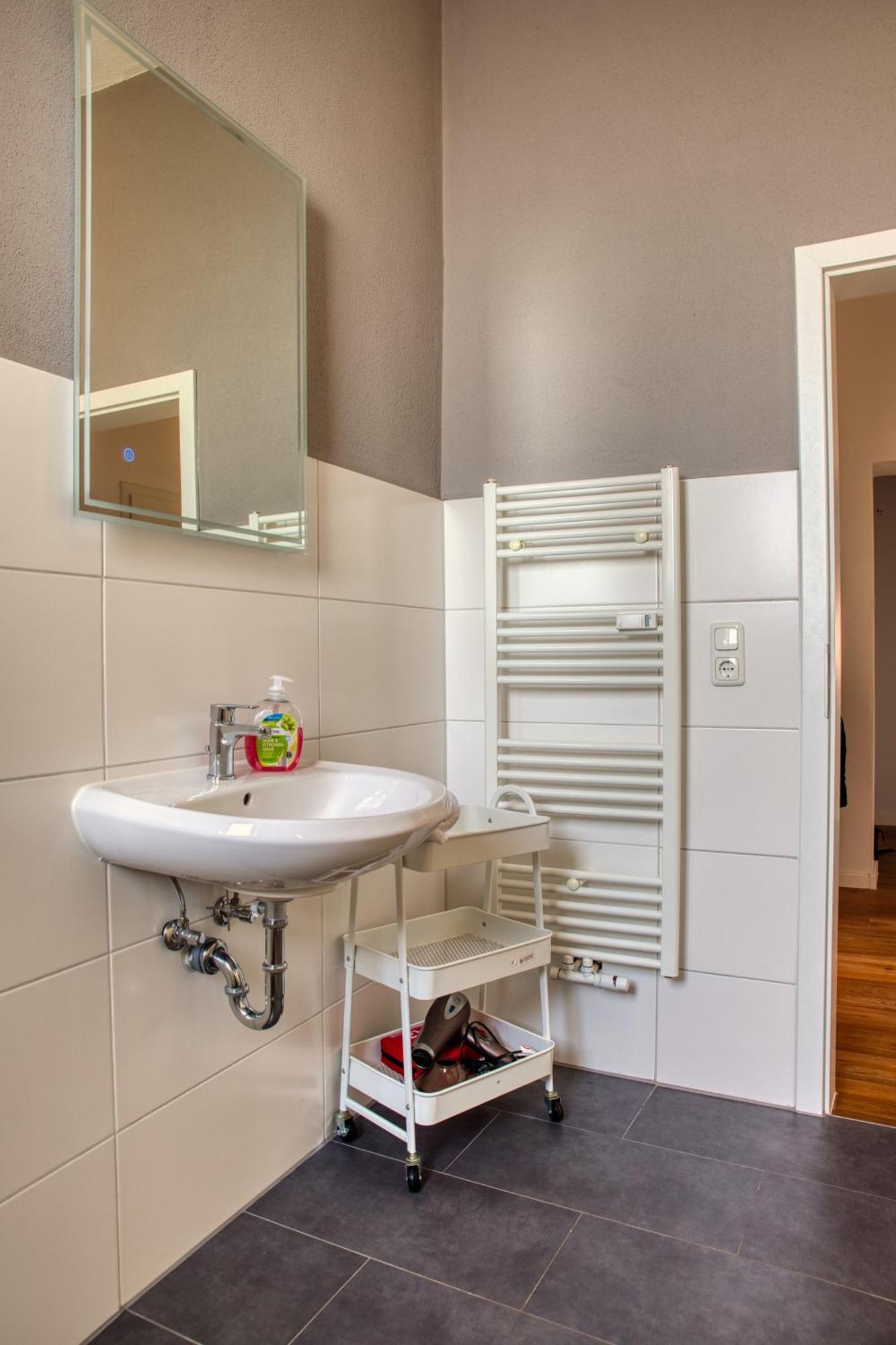 Wen Bhf Neu & Zentral In Weiden Fuer Bis Zu 6 Personen Apartment Weiden in der Oberpfalz Exterior photo
