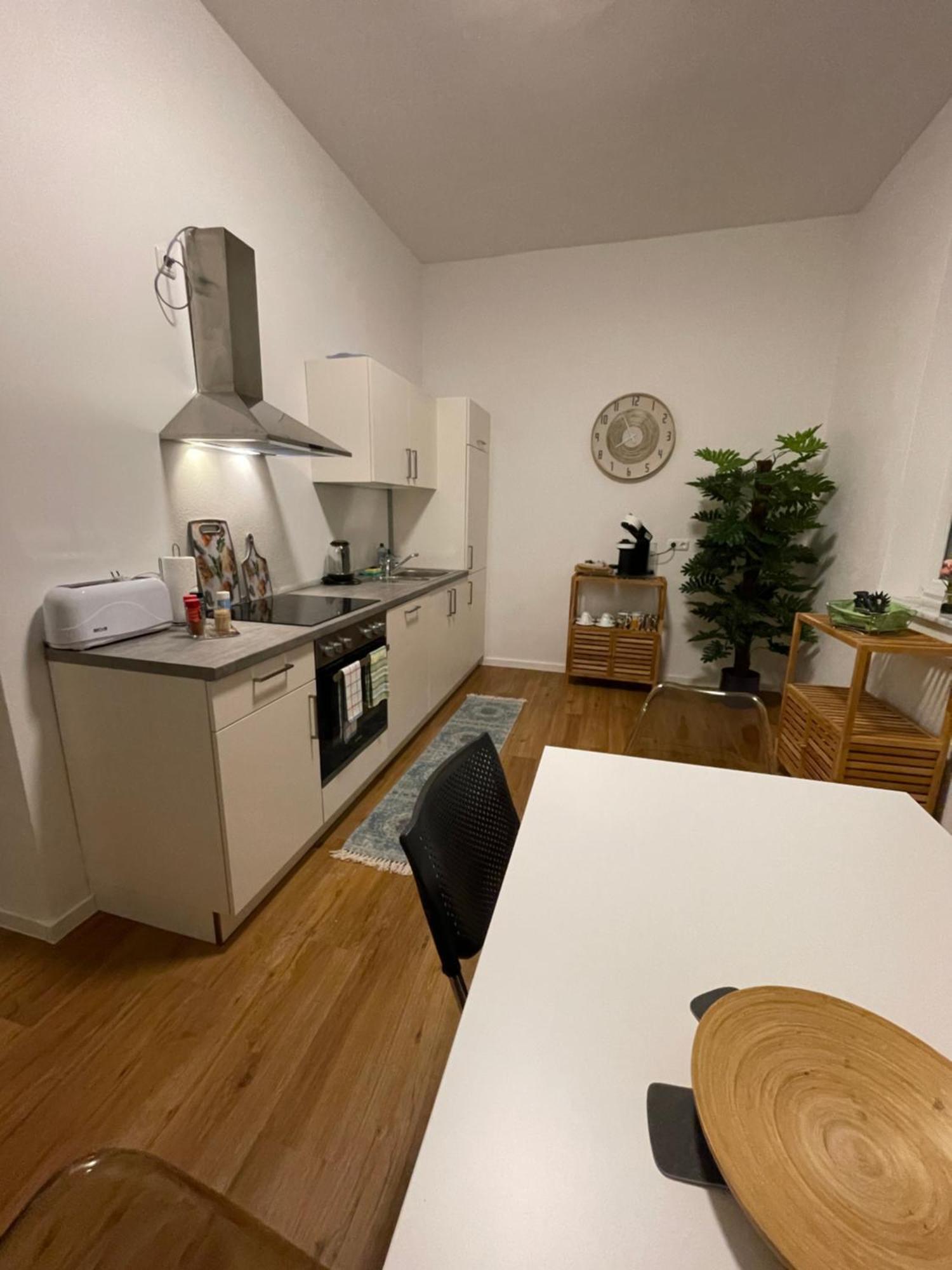 Wen Bhf Neu & Zentral In Weiden Fuer Bis Zu 6 Personen Apartment Weiden in der Oberpfalz Exterior photo